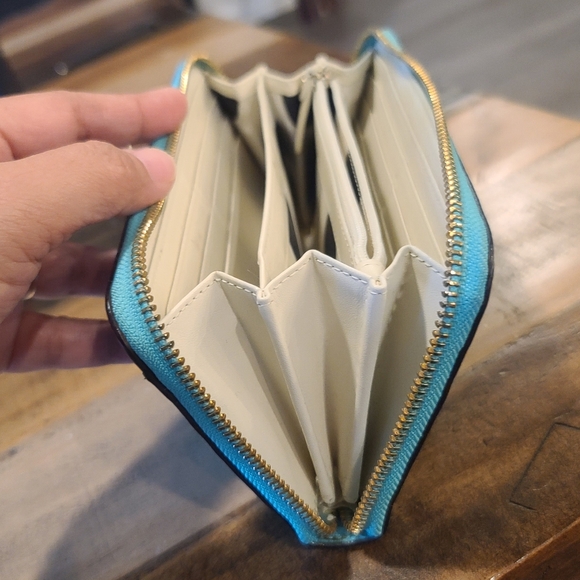 Kate Spade New York Wallet Large Teal Multi Compartment Leather Wallet - Picture 6 of 12